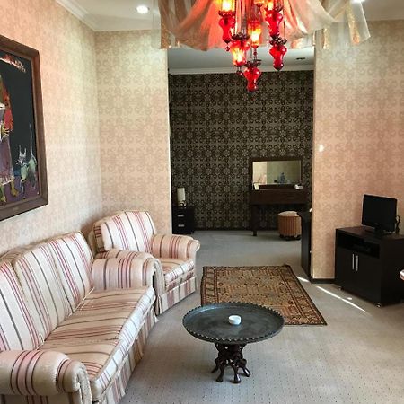 Villa Petrolea Hotel Баку Екстер'єр фото